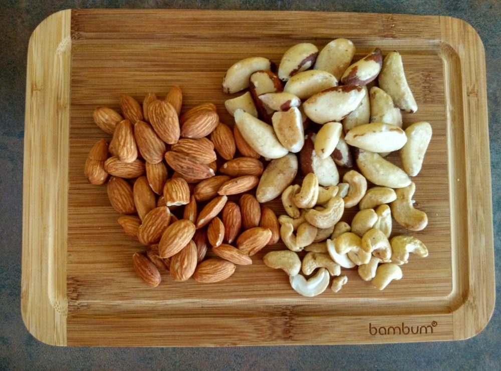 Ořechy na domácí granolu